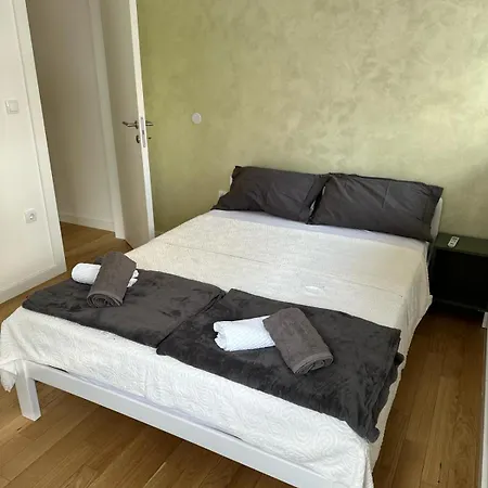 Dook Apartment Private Parking Novi Sad Exterior photo